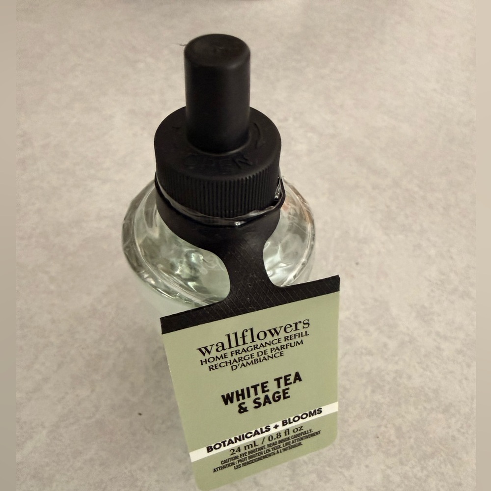 Wallflowers White Tea & Sage Fragrance Refill